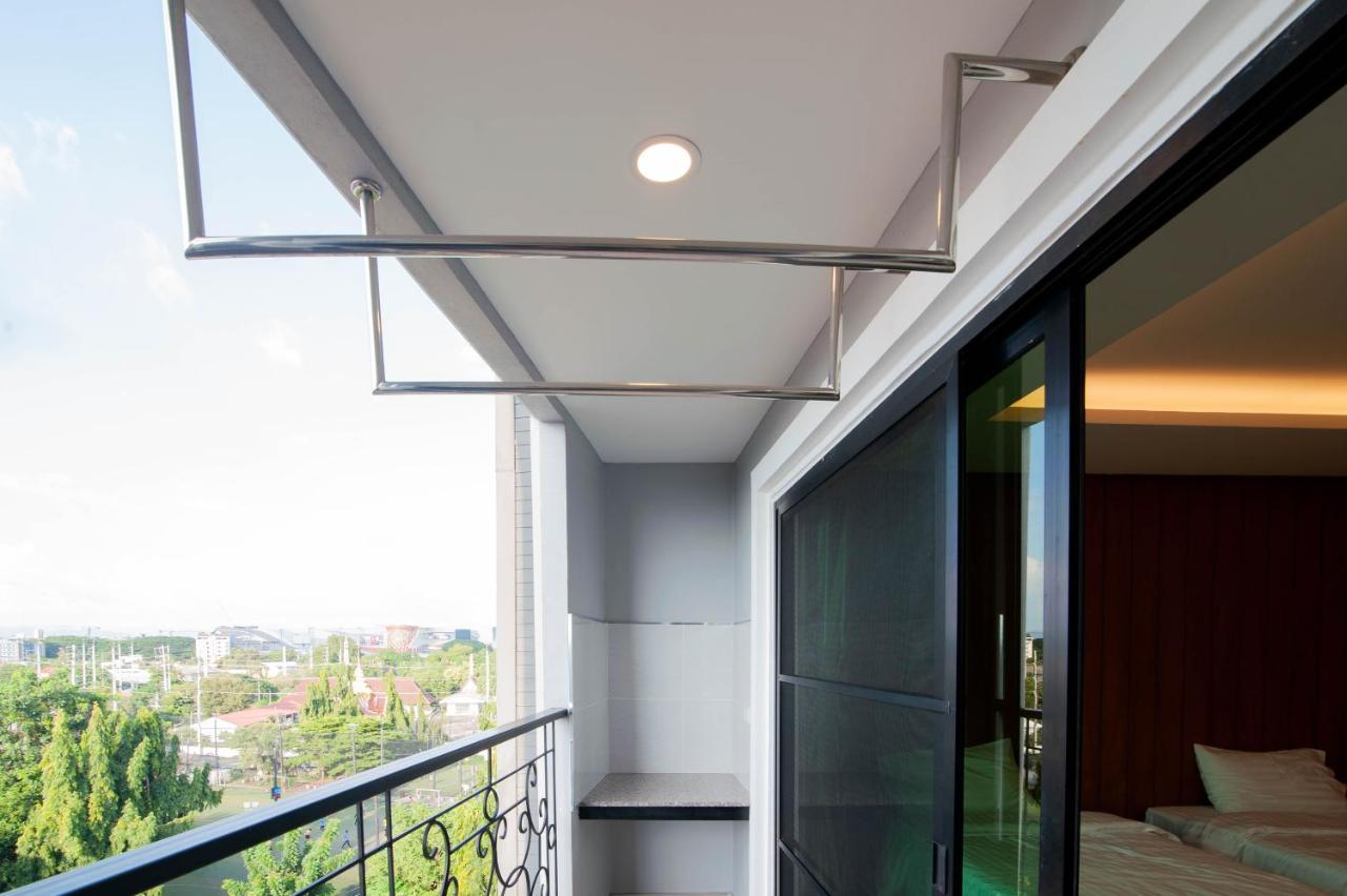 U-Home Private 80-86sqm adjustable 2bedrooms Wooden Decor 80平米 Chiang Mai Eksteriør billede